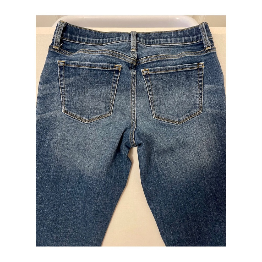 Isabel Maternity by Ingrid & Isabel | Distressed Jeggings | Size 2 - Picture 7 of 7